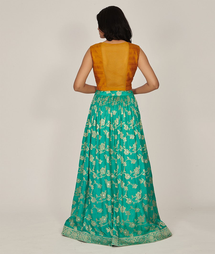 Green Banarasi Silk Lehenga - kaystore.in