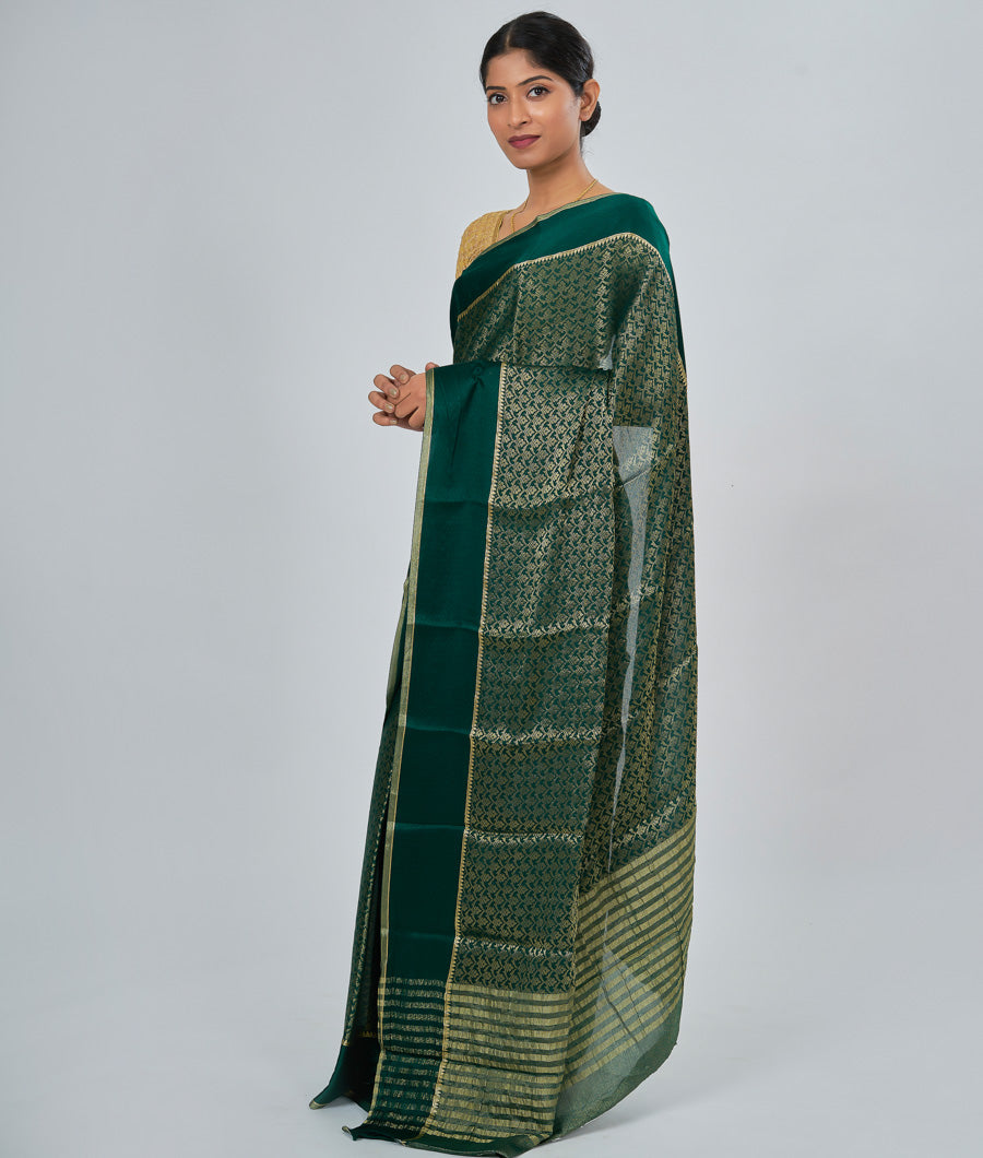 Green Crêpe Saree Gold Zari - kaystore.in